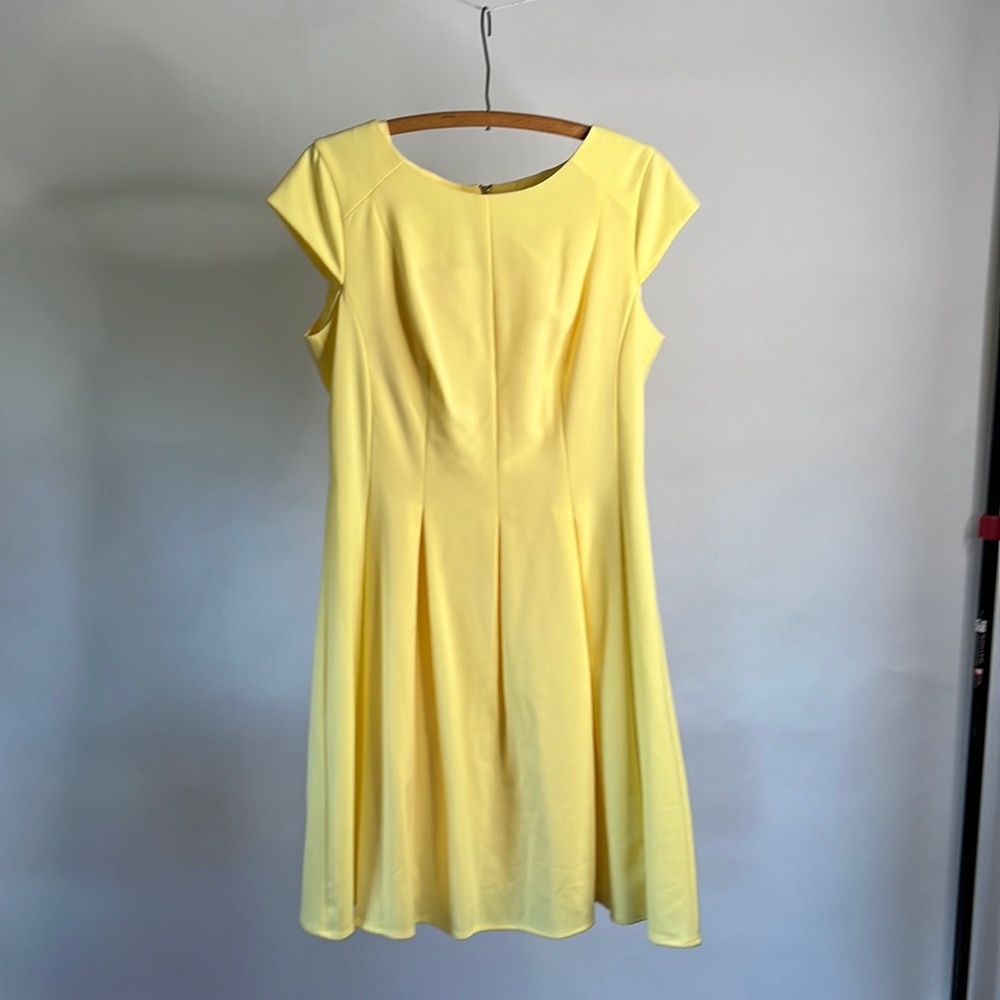 Yellow knee length dress. Size 12